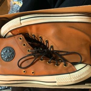 Suede Converse
